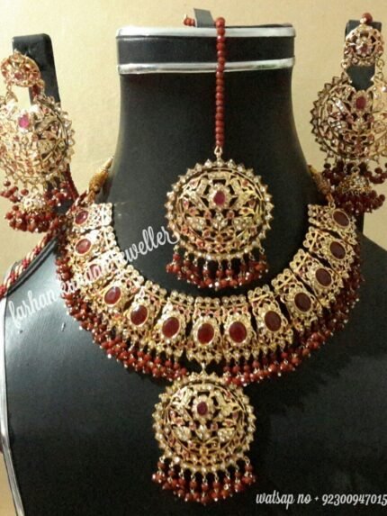 Necklace set