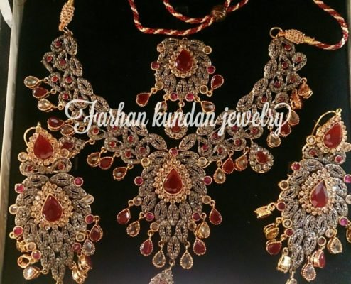 Necklace set