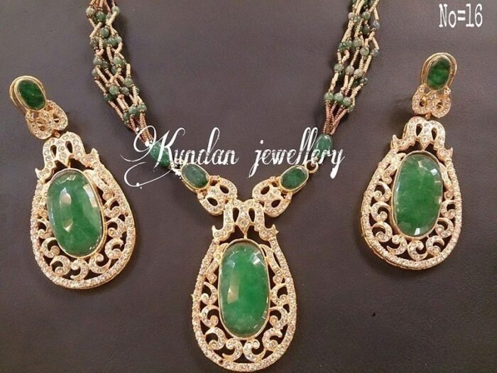 Green Necklace set - Image 1