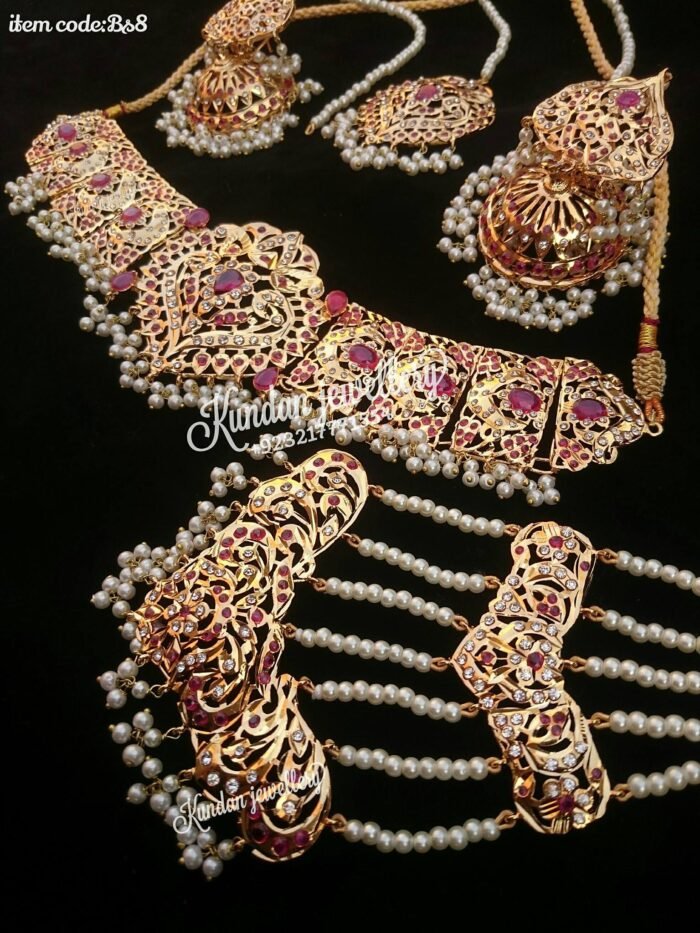 Necklace Set - Image 1