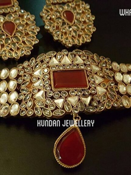 Choker set