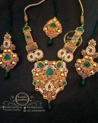 Necklace Set