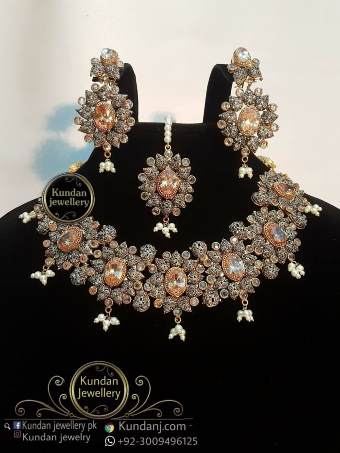 Necklace Set - Image 3