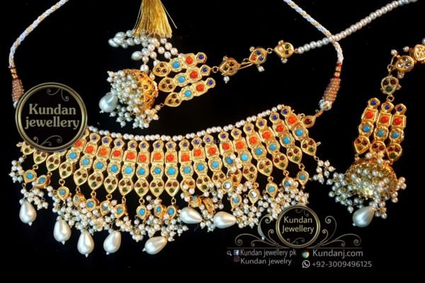 Choker Set