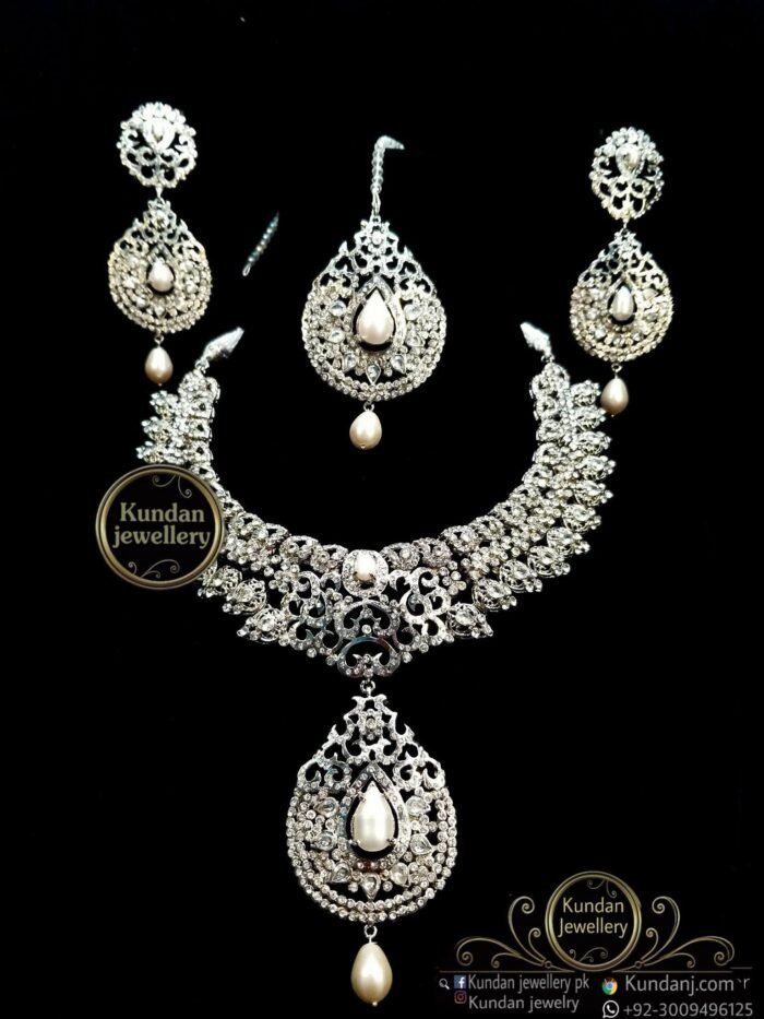 Necklace Set - Image 1