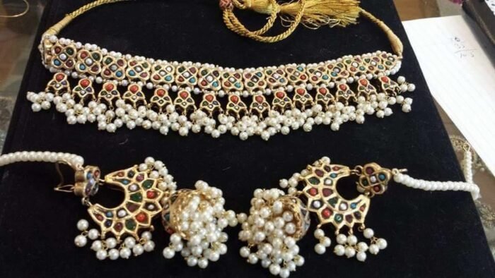 Choker Set - Image 1