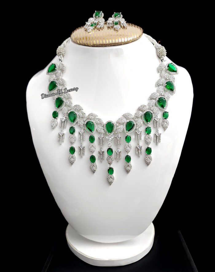 Midnight Majesty Necklace Set - Image 3