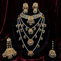 Pearl Cascade Antique Royal Bridal Set - Image 3